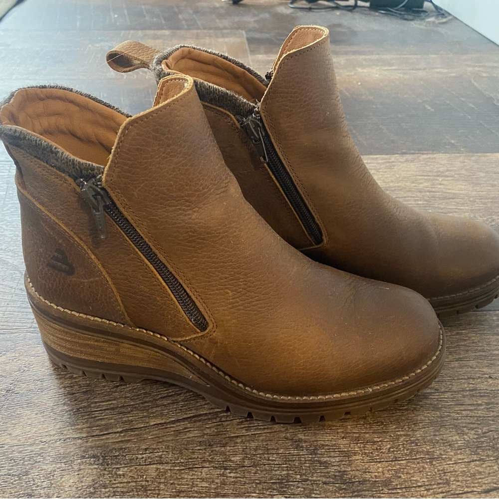 Bull Boxer Women’s Cognac Leather Ankle Booties